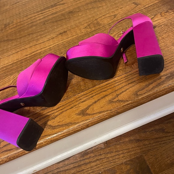 Barbie Chunky Platform Pink Heel - Picture 2 of 5